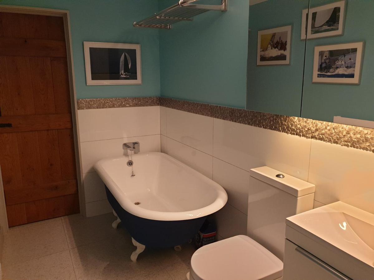 Delightful Cottage On The River Adur Close To Brighton & The Downs No Dogs Sorry Upper Beeding Экстерьер фото
