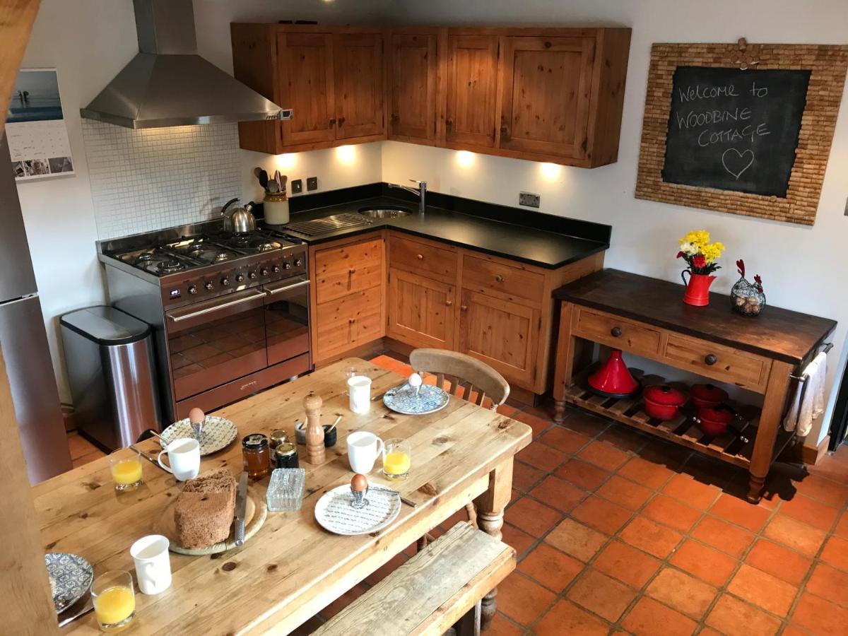 Delightful Cottage On The River Adur Close To Brighton & The Downs No Dogs Sorry Upper Beeding Экстерьер фото