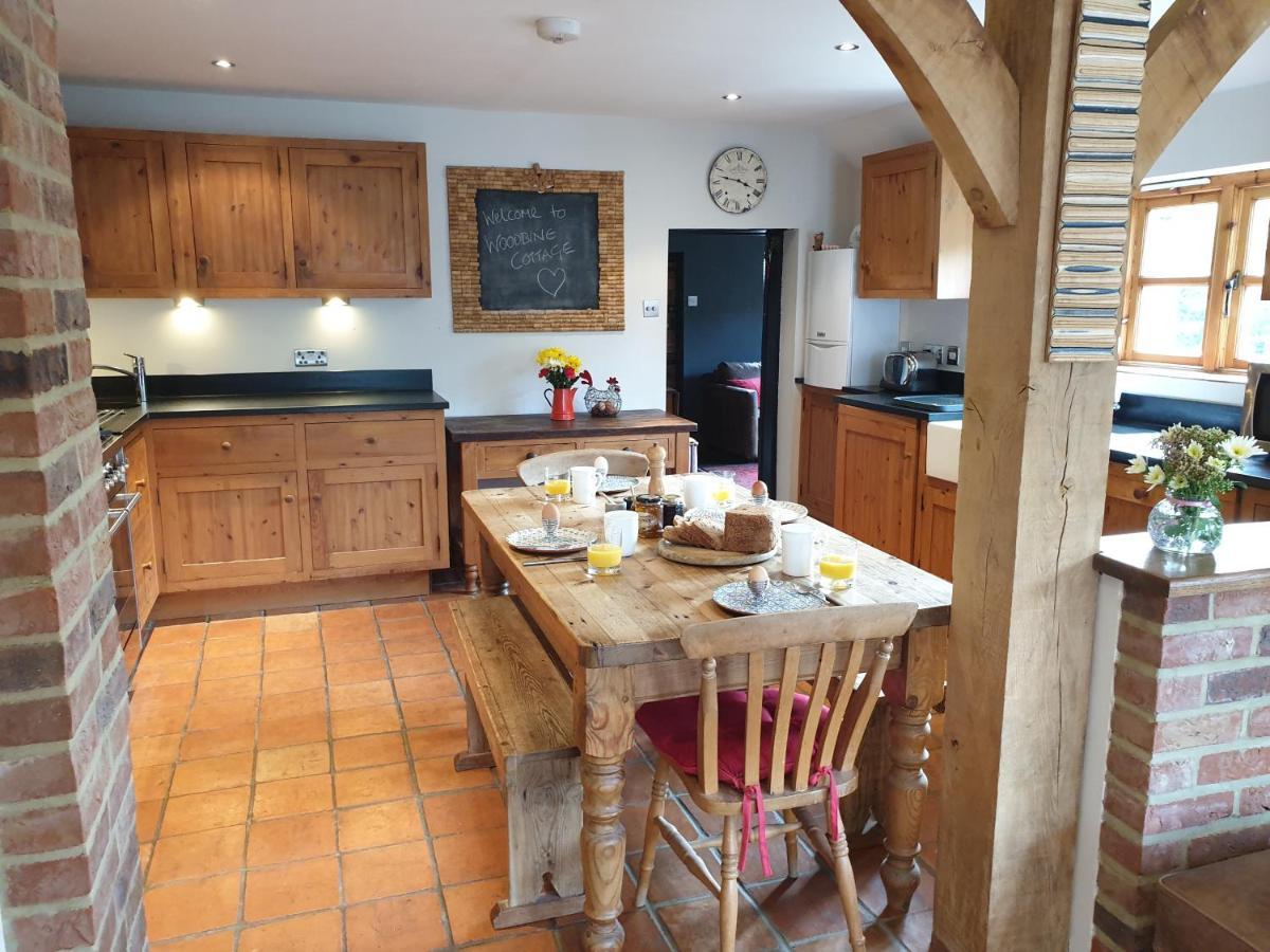 Delightful Cottage On The River Adur Close To Brighton & The Downs No Dogs Sorry Upper Beeding Экстерьер фото