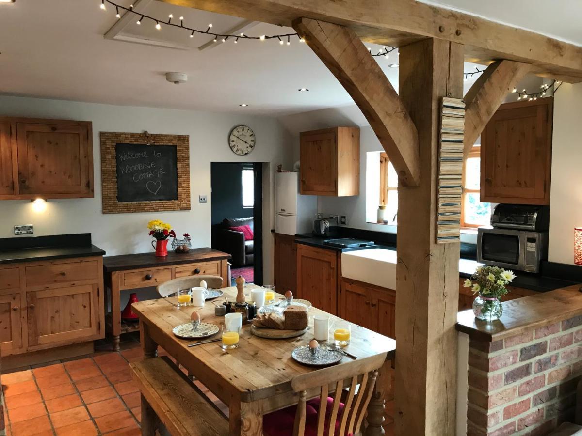 Delightful Cottage On The River Adur Close To Brighton & The Downs No Dogs Sorry Upper Beeding Экстерьер фото